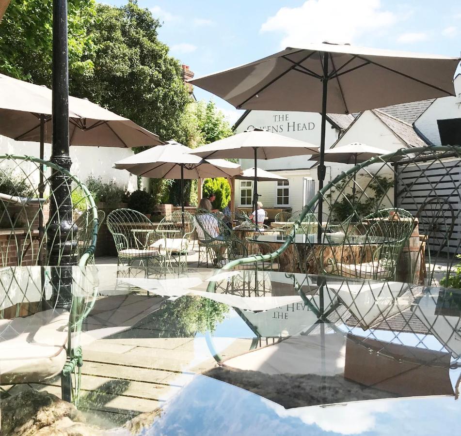 The Queen'S Head At Broad Chalke Hotel Eksteriør billede